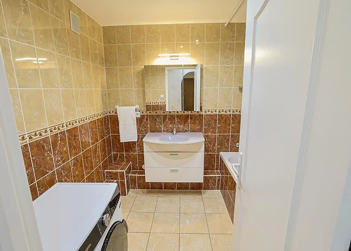 Apartmán Tres Belle Apparemment 80 M2 Double Sejour A Proche Zenith Gare Centre Chu Hopital *